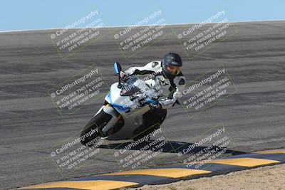 media/Mar-24-2025-Moto Forza (Mon) [[57ce5c5cff]]/3-Beginner Group/Session 2 Bowl/
